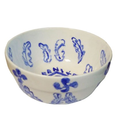 Cuenco de cerámica con detalles de la hoja de roble y el lauburu