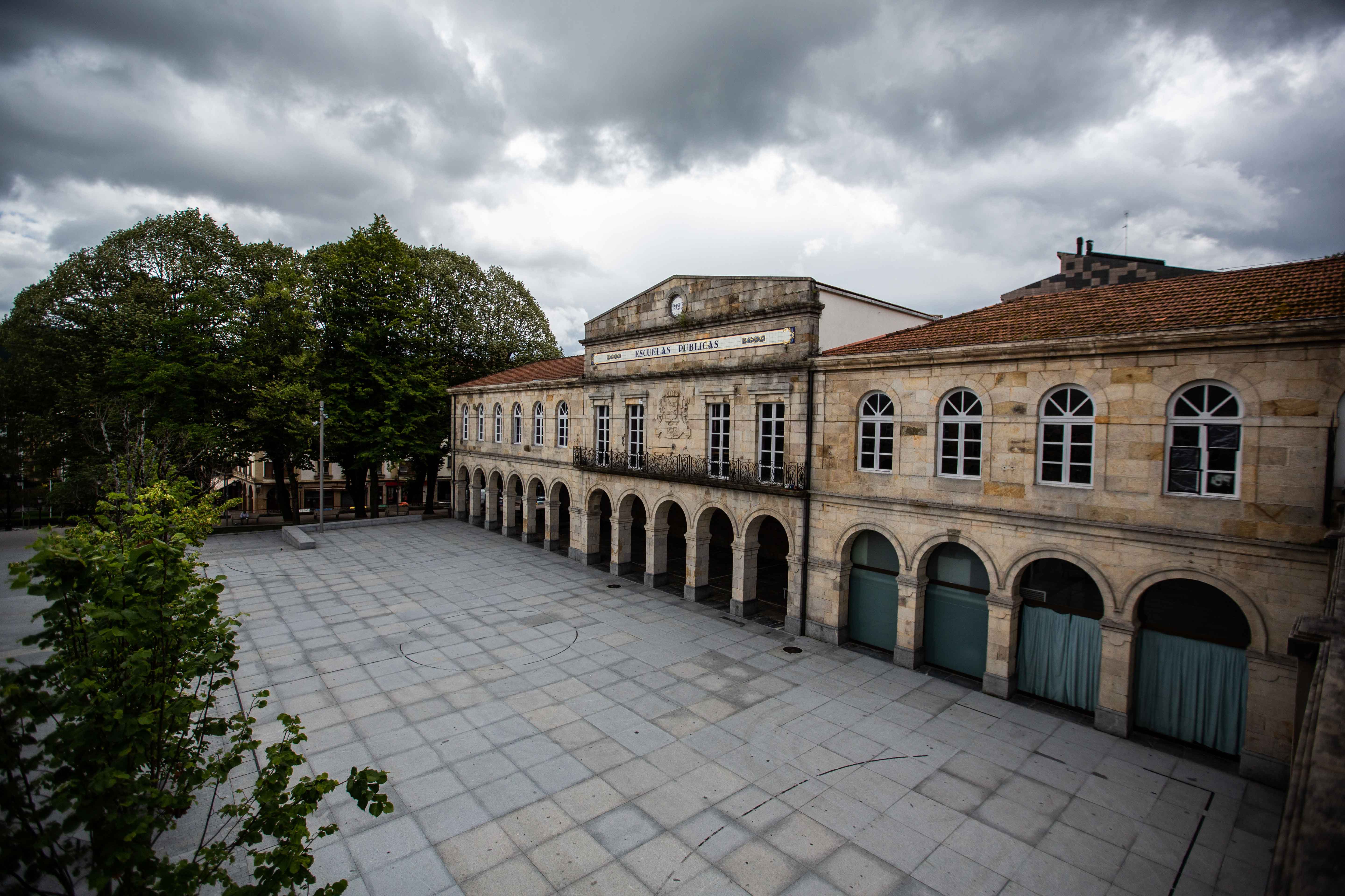 escuelas_publicas_Pasealeku